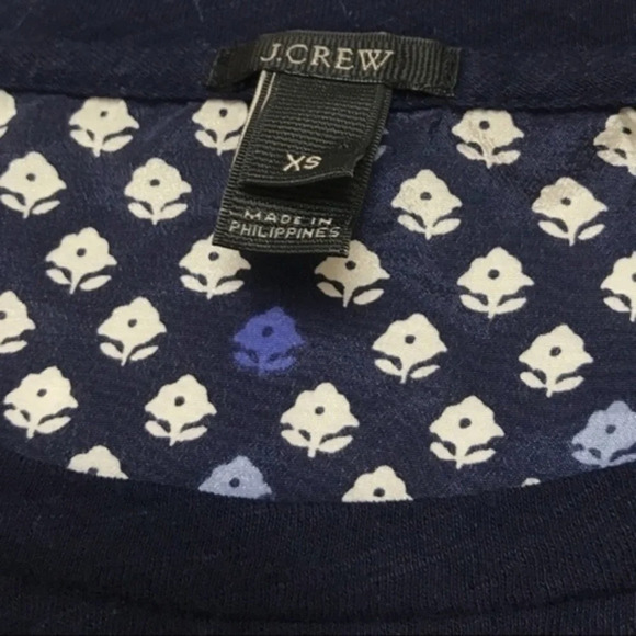 J. Crew • Navy with White Floral Back Panel - Picture 4 of 4